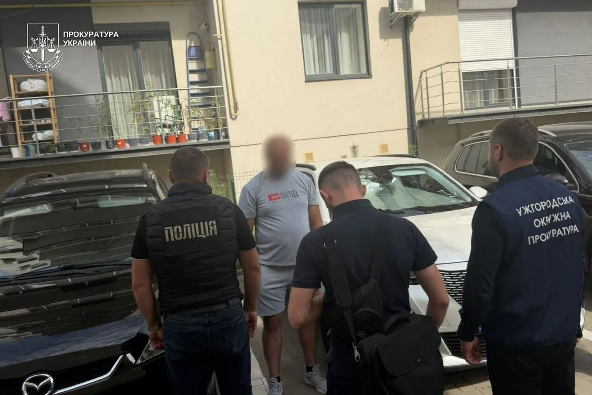На Закарпатті викрили три схеми заробітку на відстрочках: ціни — від 500 до 6000 доларів