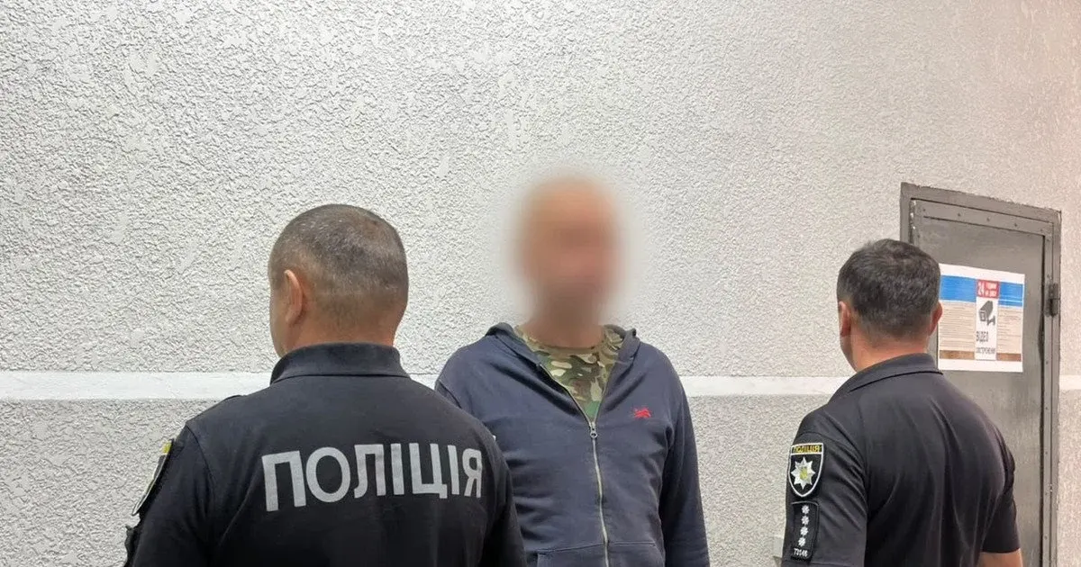 На Закарпатті чоловік підпалив односельця через ревнощі — його затримали