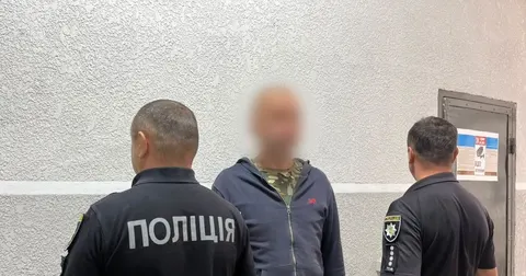 На Закарпатті чоловік підпалив односельця через ревнощі — його затримали