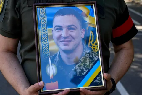 В Ужгороді попрощалися із загиблим захисником Сергієм Москалевичем
