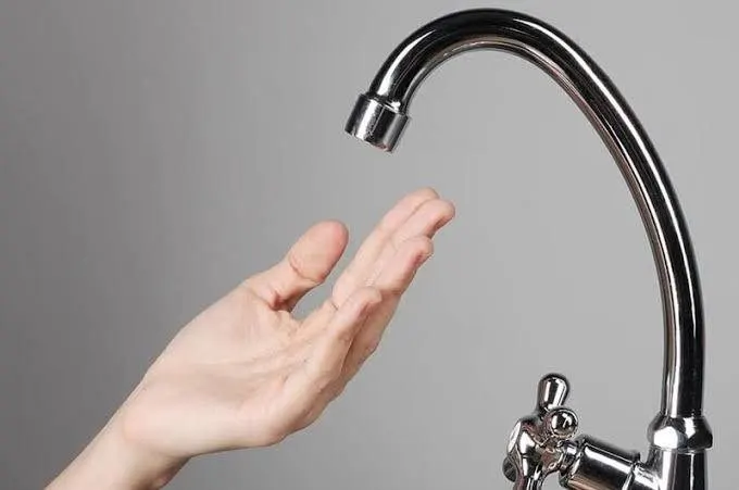 В Ужгороді на Легоцького аварійно зупинили воду: які вулиці без водопостачання