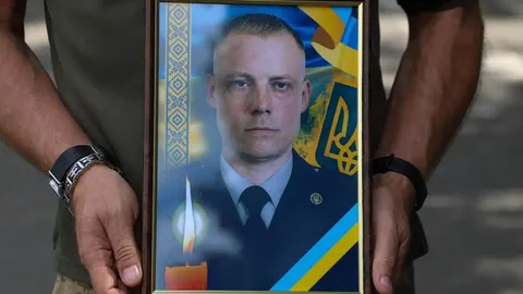 В Ужгороді попрощалися із загиблим захисником Сергієм Івановим