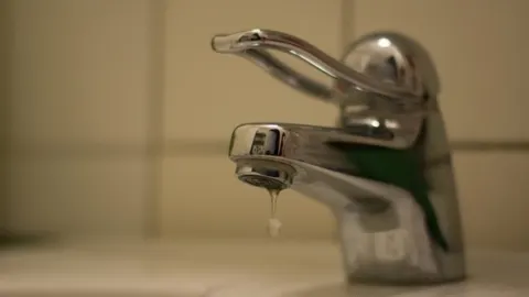 У Мукачеві можливі графіки подачі води через обміління річок