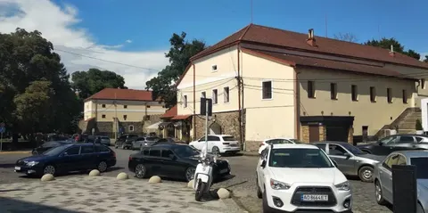В Ужгороді на День міста обмежать рух у центрі: як курсуватимуть автобуси