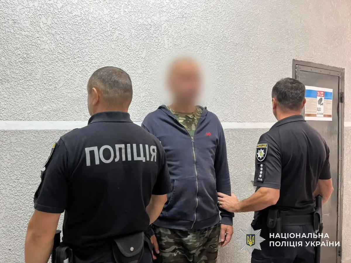 На Мукачівщині чоловік через ревнощі підпалив односельця: потерпілий у тяжкому стані