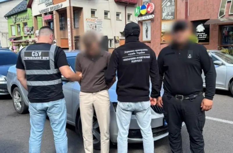 На Тячівщині затримали організатора схеми переправлення через кордон: 15 000 доларів за інструктаж
