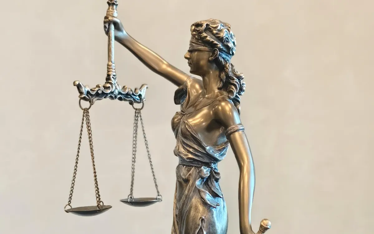 Справу про насильство над підліткою у Верхніх Воротах завершено: вирок — 6 років