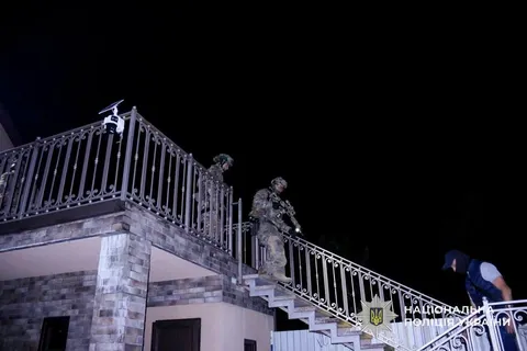 У Мукачеві ліквідували наркосиндикат: охоронці торгували метамфетаміном