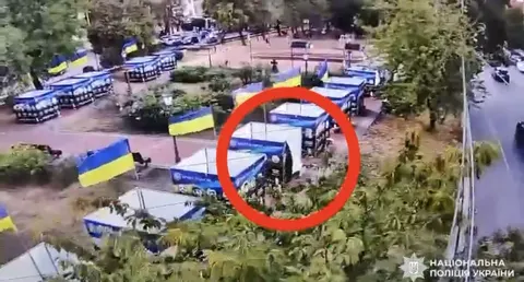В Ужгороді пошкоджені портрети полеглих Захисників: у поліції кажуть, що винні п