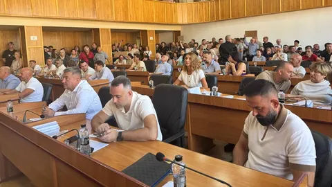 Ботанічна набережна: депутати не змогли ні затвердити, ні відхилити детальний план