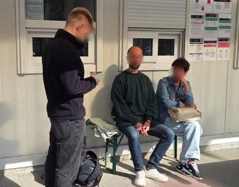 У «Малих Селменцях» прикордонники не пропустили чоловіка з підробленими документ