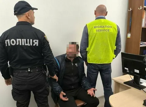 «Мігрант» на Закарпатті: 130 порушників, 45 видворень і штрафи на понад пів міль