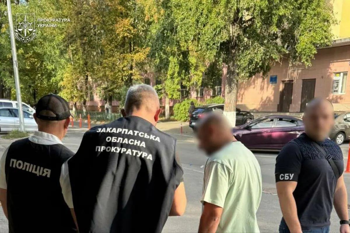 На Закарпатті підозрюють екскерівника підрядника у привласненні 1,8 млн грн на дорозі Довге–Іршава