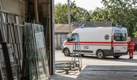 На Ужгородщині чоловік травмувався розбитим склом