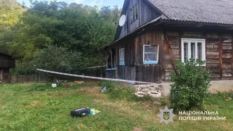 У Міжгір’ї жінку затримали за ножове поранення сусіда: що відомо